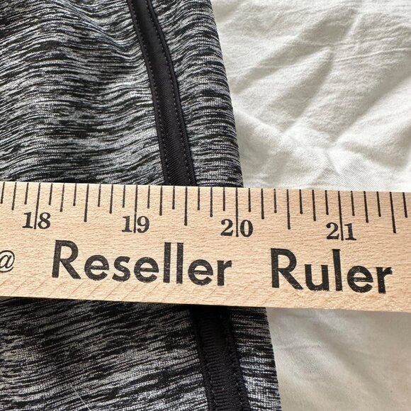 Chicos Zenergy Pants 12-14 Yoga Athletic Casual Pull On Gray Black Heathered - Picture 10 of 11